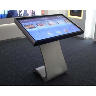 广东增城交通银行触摸一体机案例