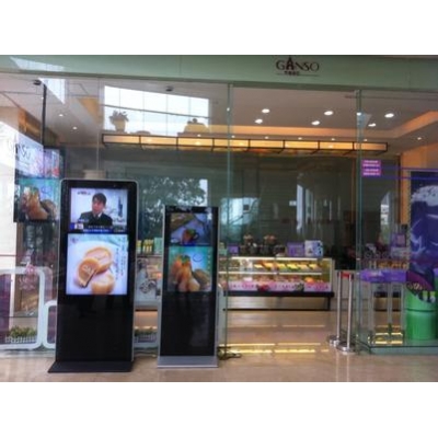 广东佛山乐美广场液晶广告机案例
