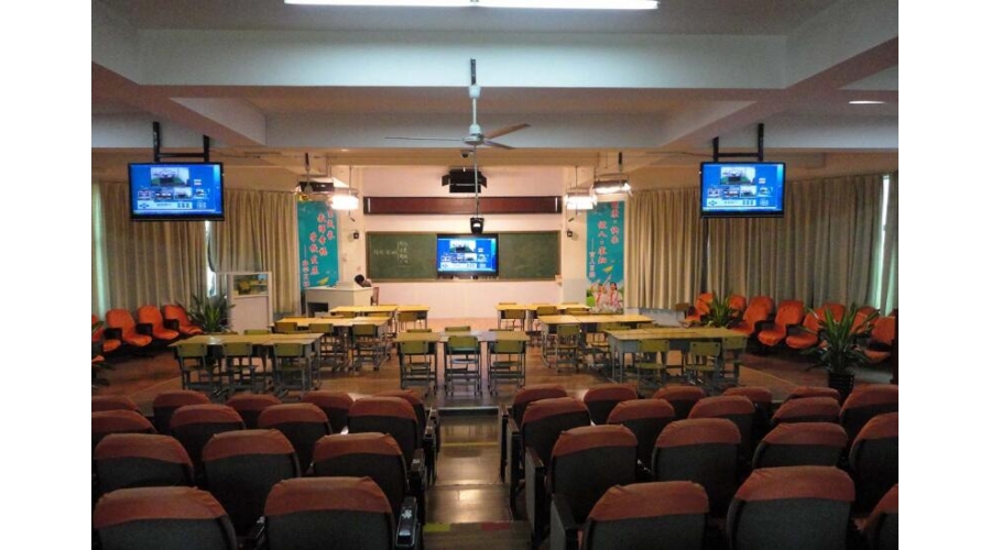 闵行三中教学一体机案例