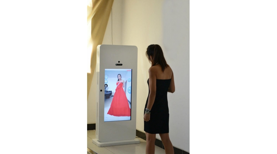 广州美乐蒂服装厂3d试衣镜/试衣广告机案例